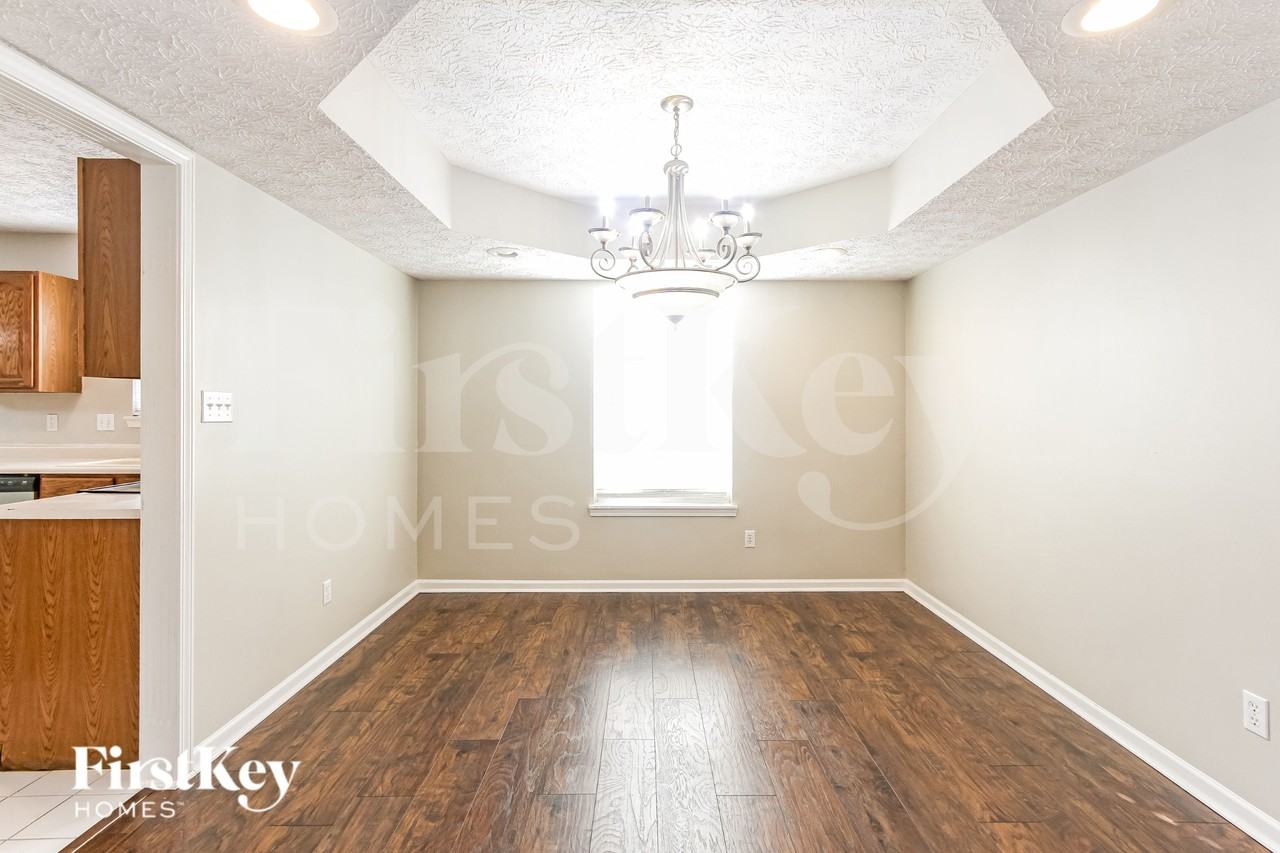 1580 Winding Creek Trl - Photo 4 of 16