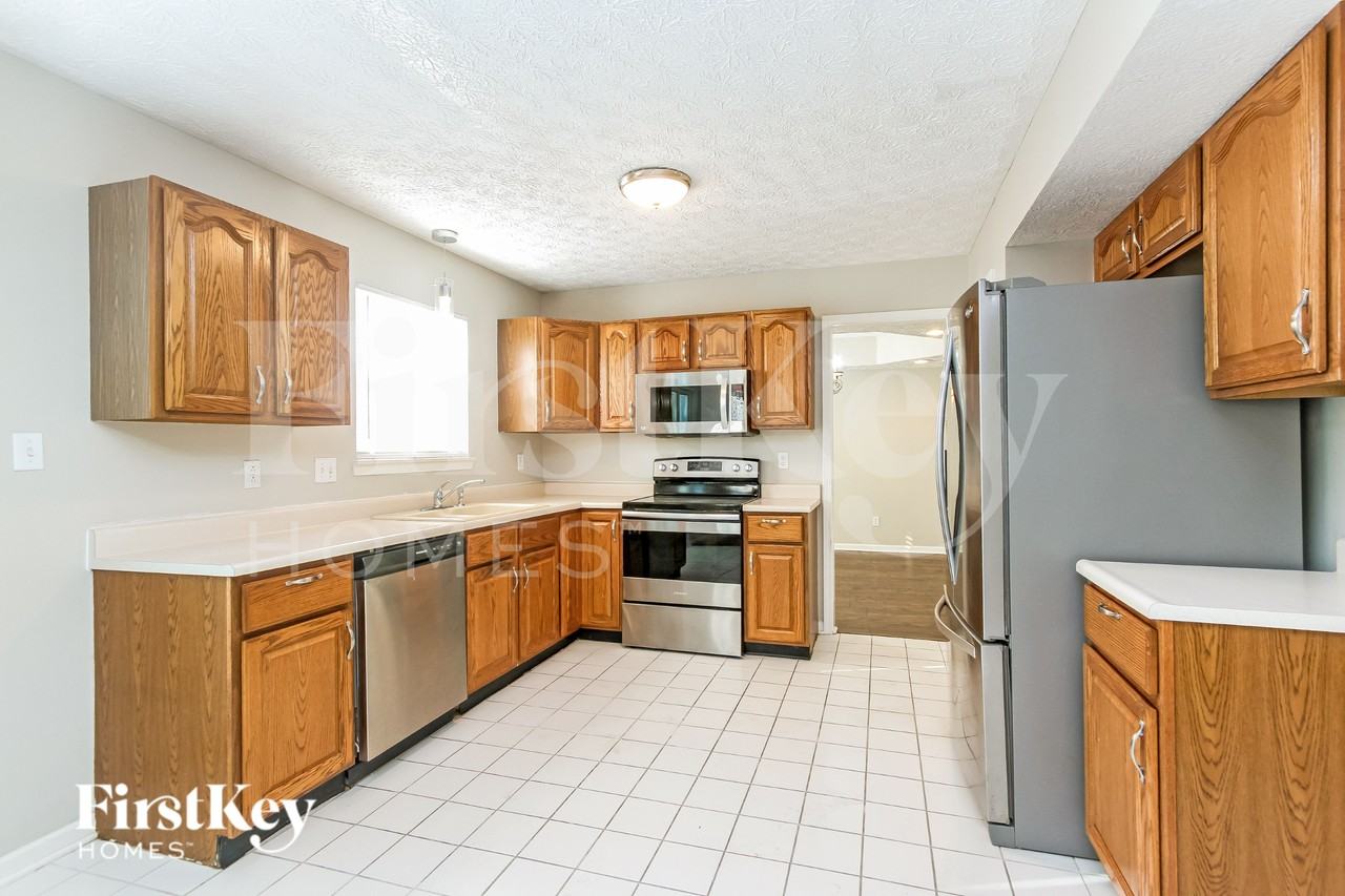 1580 Winding Creek Trl - Photo 6 of 16