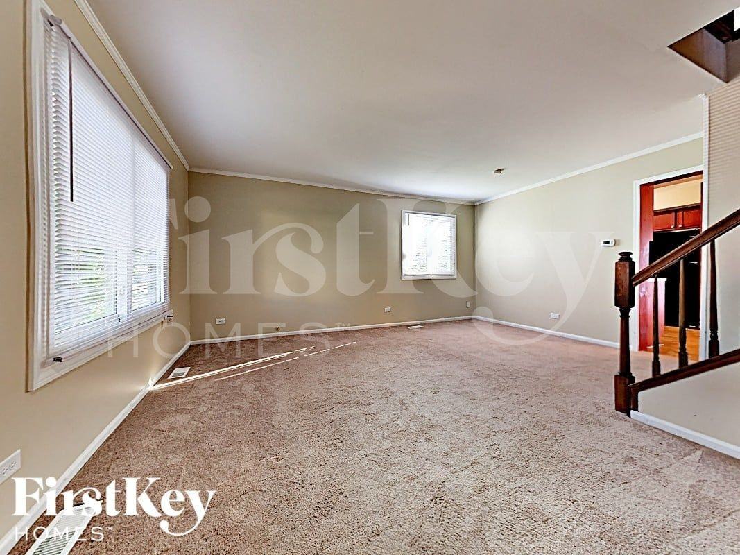 1525 Cumberland Rd - Photo 2 of 17