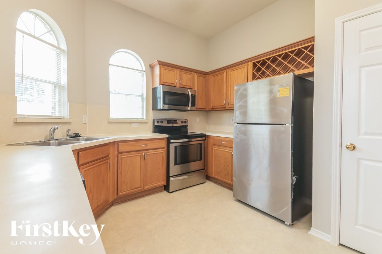 144 Pinion Ln - Photo 6 of 16