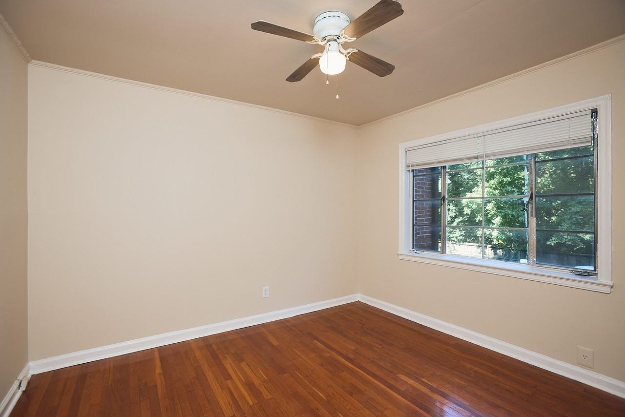 1339 Briarwood Drive NortheastUnit 1 #1 - Photo 4 of 7
