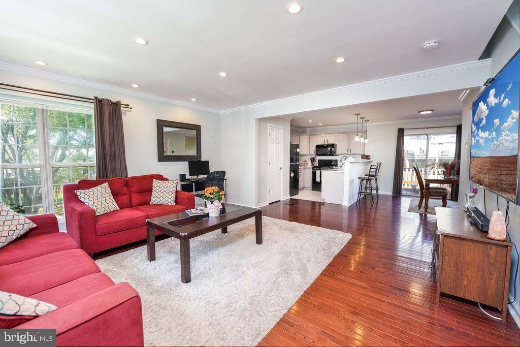 6116 Kendra Way - UL 2 #UL2 - Photo 6 of 34