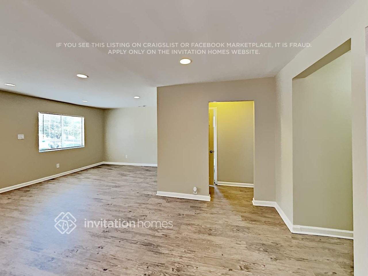 10027 Marcus Ave - Photo 4 of 19