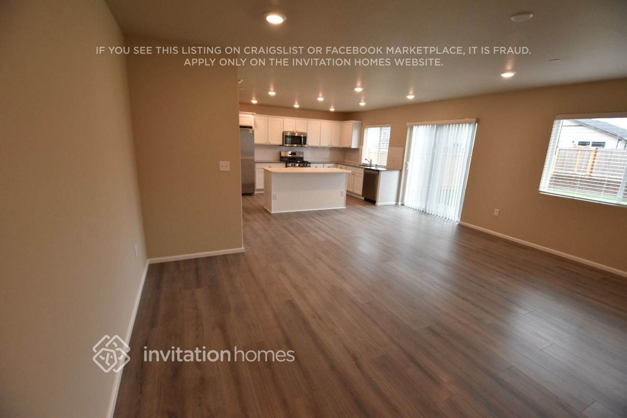 1709 Cushing St Sw - Photo 3 of 33