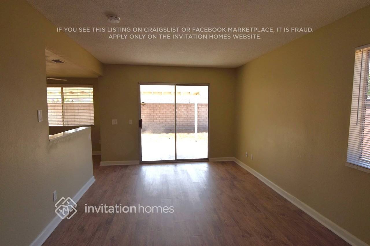 8765 Grace St - Photo 6 of 11