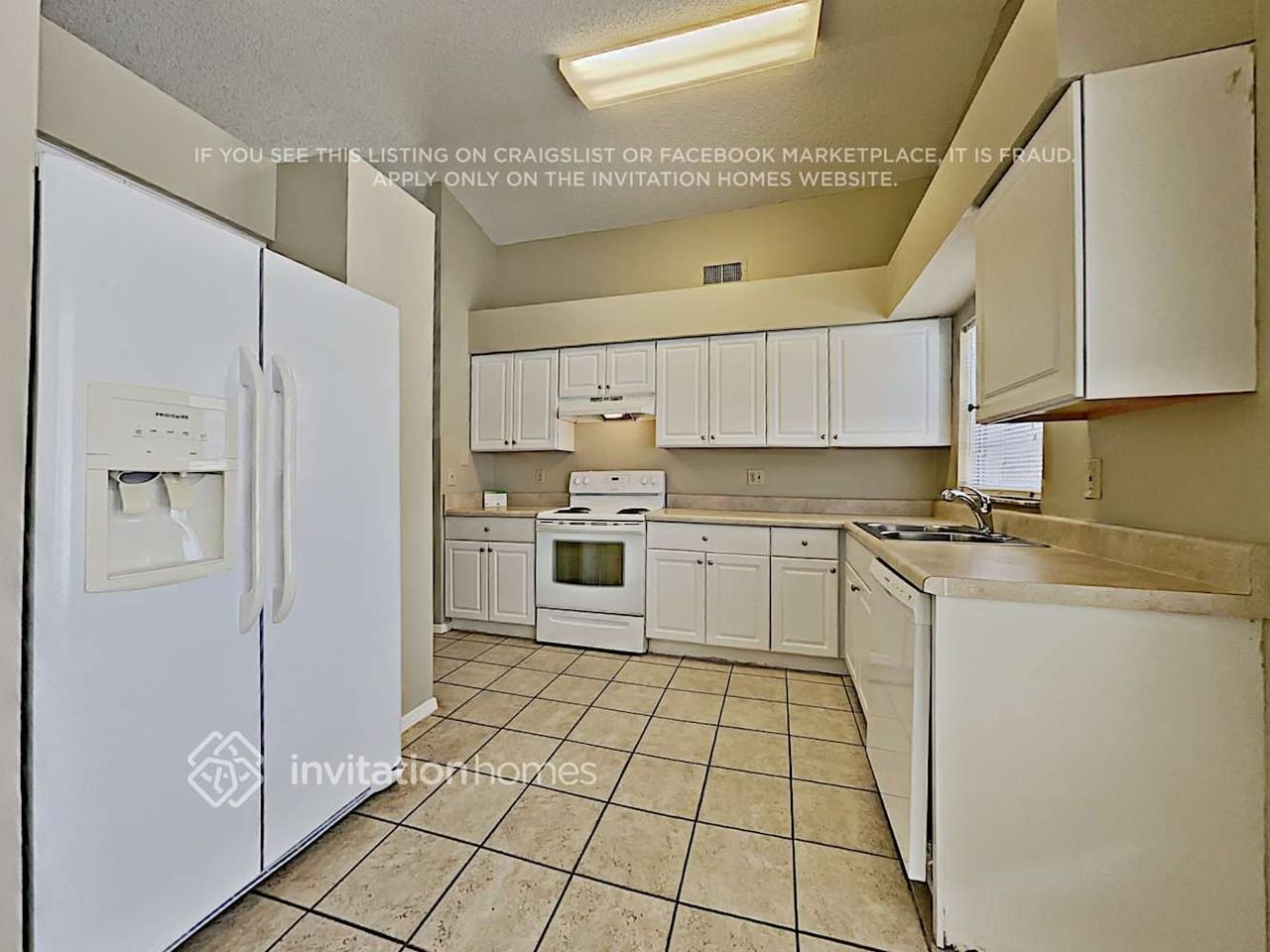 1714 Brandon Trace Ave - Photo 7 of 20