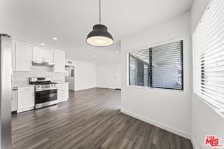 1264 9th St #B - Photo 4 of 8
