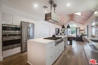 663 San Juan Ave - Photo 6 of 8