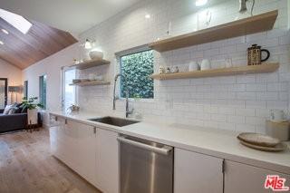663 San Juan Ave - Photo 7 of 8