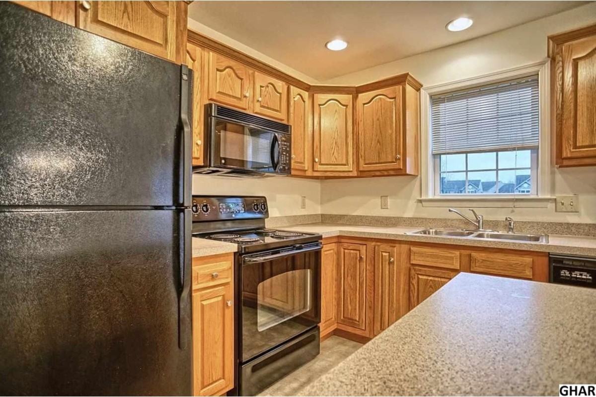 479 Waterleaf Ct - Photo 7 of 20