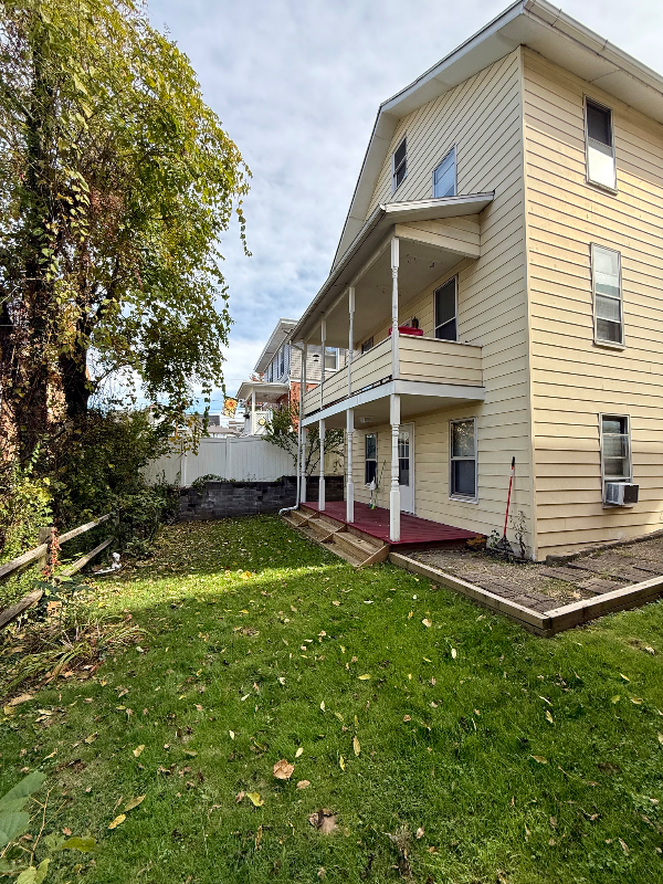 327 Euclid Ave #B - Photo 2 of 10