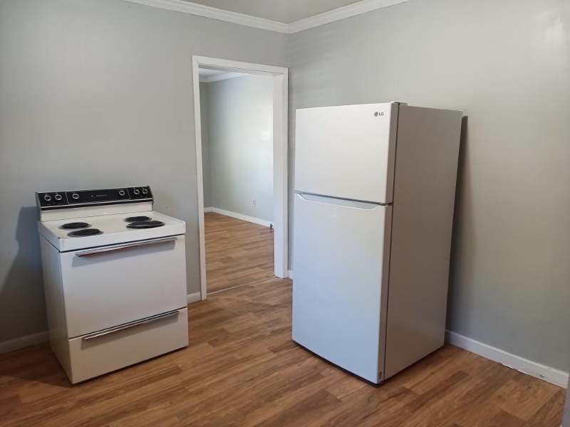 1205 Jacobs Ave - Photo 5 of 7