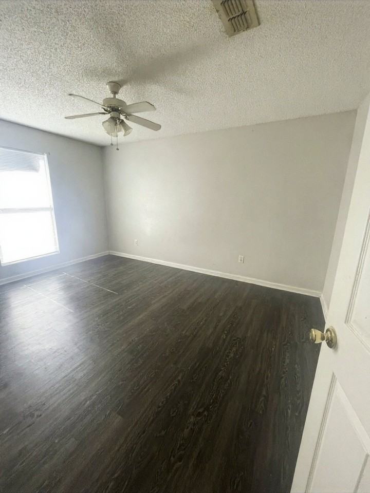 116 Willowbrook Dr - Photo 7 of 8