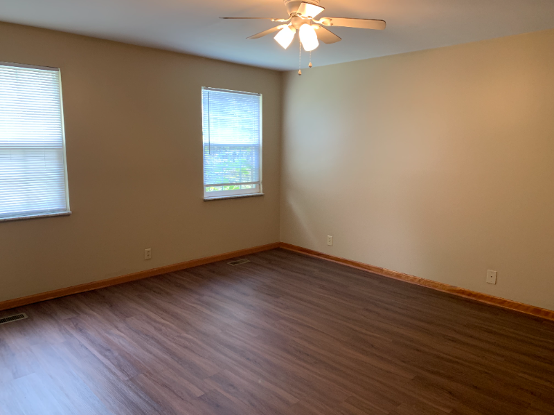 515 Monroe Ave #2 - Photo 4 of 10