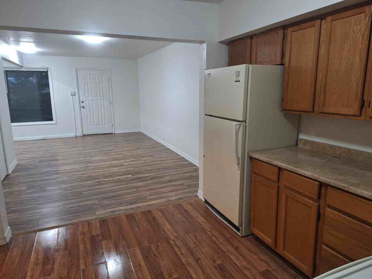 3204 Busch St #3206 - Photo 3 of 12