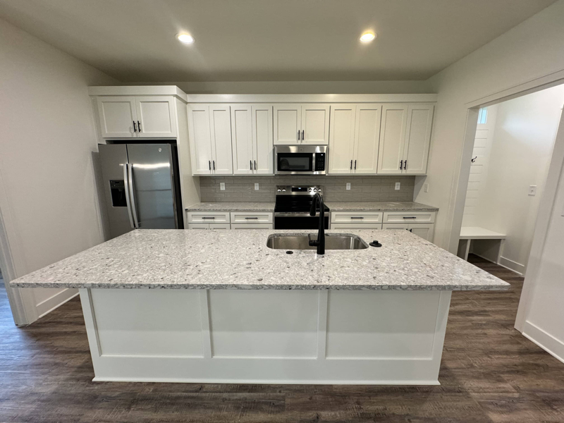 1505 Sw Heartwood Dr - Photo 6 of 36