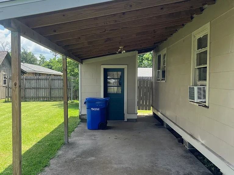 1829 Badt Ave #B - Photo 3 of 13