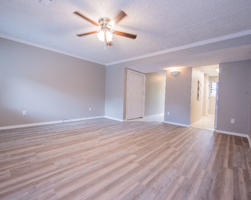 2305 E Kantz Cv - Photo 7 of 20