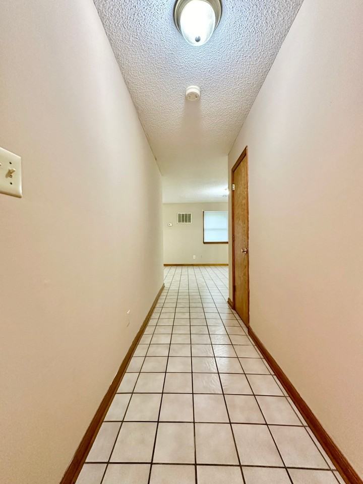 109 Mountain View Dr #A - Photo 3 of 12