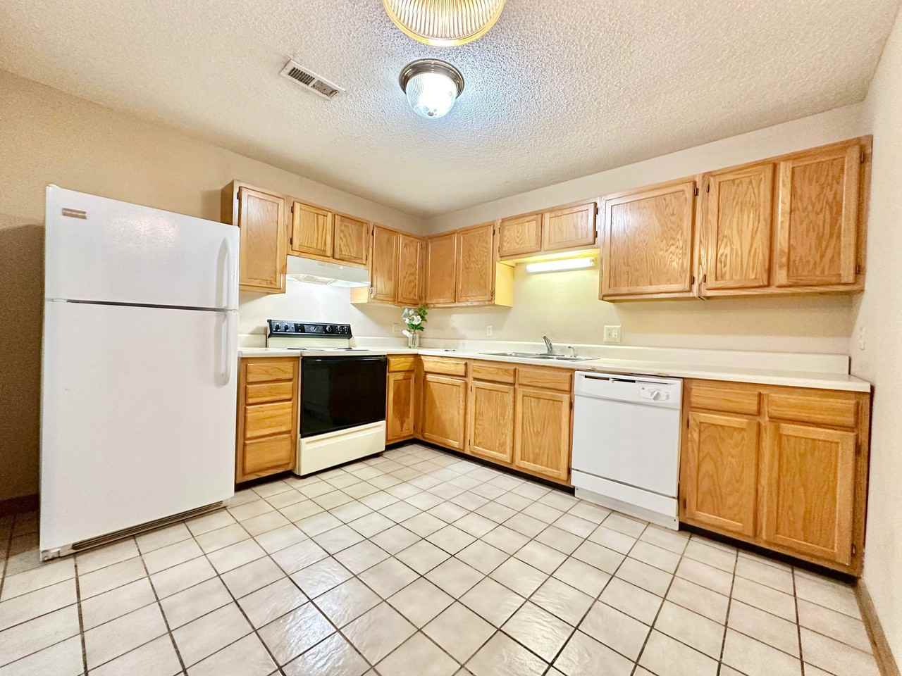 109 Mountain View Dr #A - Photo 6 of 12