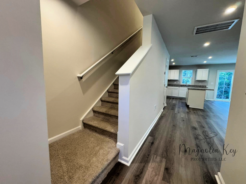 162 Villa Grande St - Photo 3 of 33