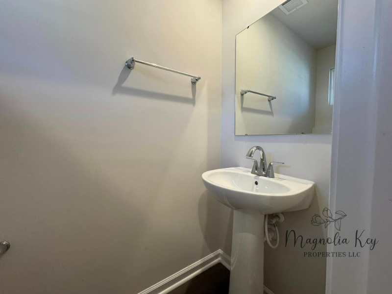 162 Villa Grande St - Photo 5 of 33