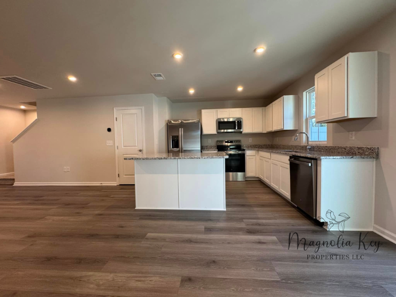 162 Villa Grande St - Photo 7 of 33