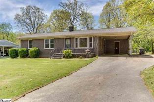 2 Pembroke Ln - Photo 1 of 1