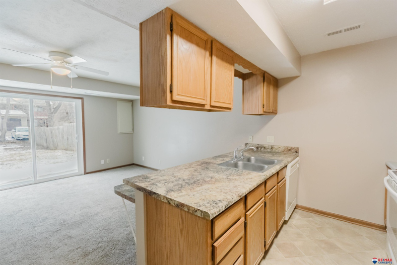 3540 T St #3540TST - Photo 3 of 18