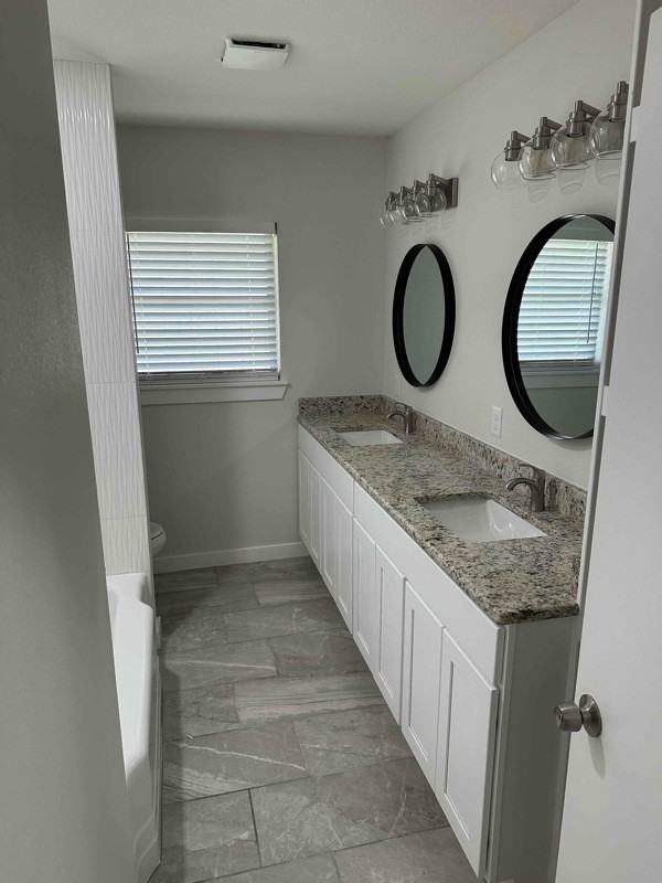 963 Shephard Dr - Photo 2 of 7