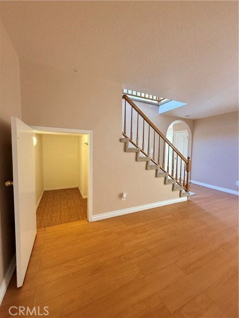 12022 Falcon Crest Way - Photo 5 of 8