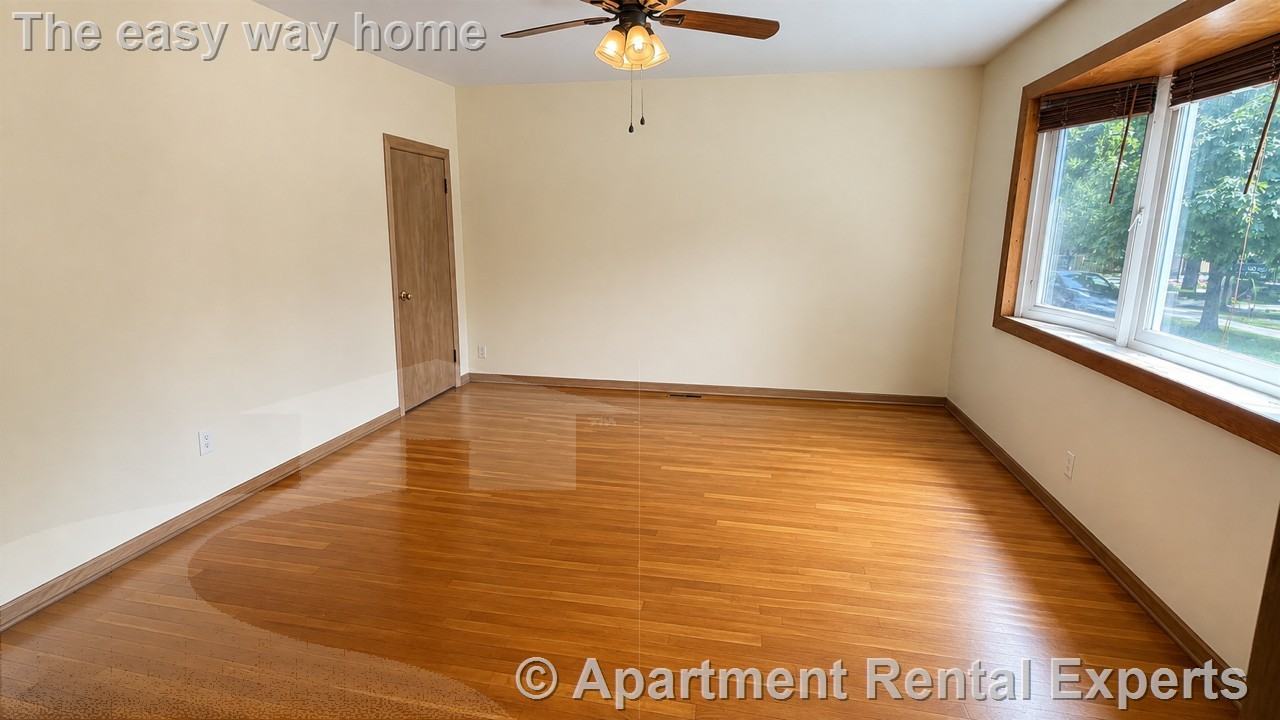 131 Rindge Ave #1 - Photo 3 of 11
