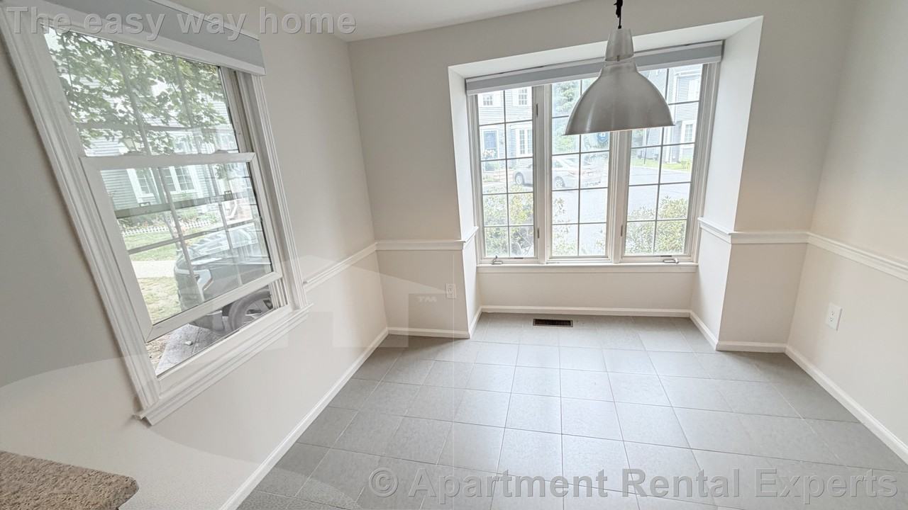 2 Glenbrook Ln #10 - Photo 3 of 25