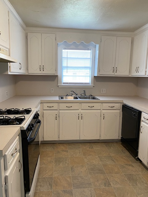3602 Hickory St - Photo 2 of 6