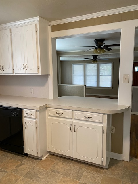 3602 Hickory St - Photo 3 of 6