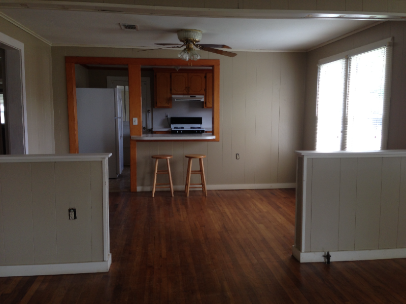 3602 Hickory St - Photo 5 of 6