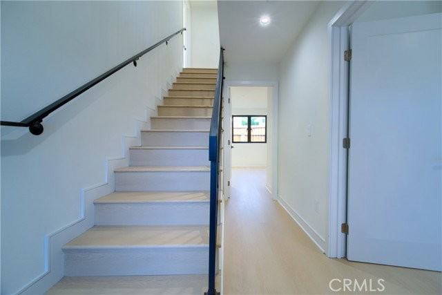 2678 Newell St - Photo 6 of 8