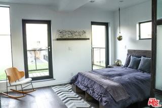 715 N El Centro Ave - Photo 3 of 8