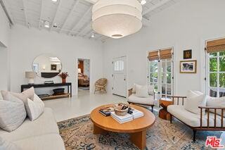 348 N Citrus Ave - Photo 4 of 7