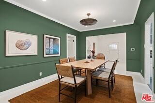 348 N Citrus Ave - Photo 7 of 7