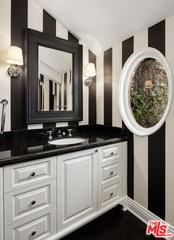 9507 Heather Rd - Photo 4 of 6