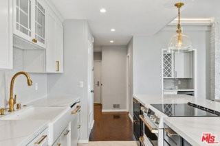 7250 Franklin Ave #616 - Photo 7 of 8