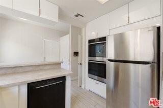 432 S Hamel Rd #201 - Photo 7 of 8
