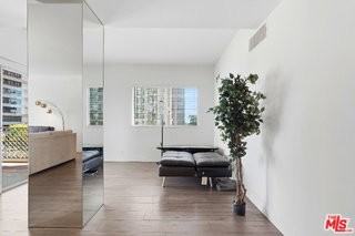 10787 Wilshire Blvd #402 - Photo 7 of 8