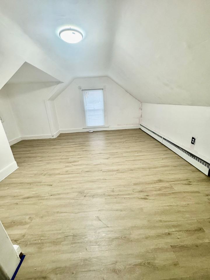 123 Francis Ave #3 - Photo 6 of 7
