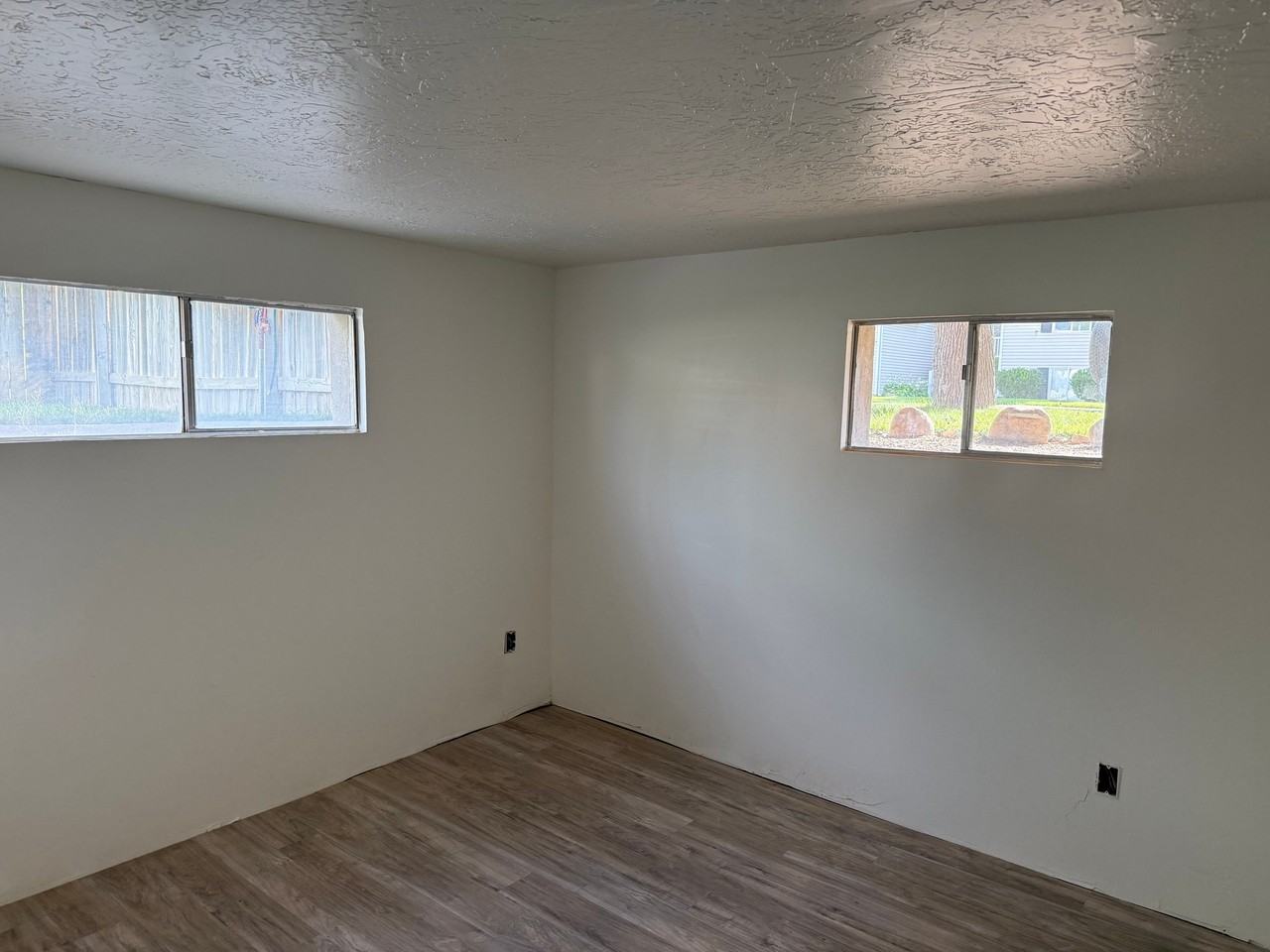 550 Nw, Basement #BS - Photo 7 of 14