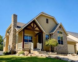 featured image of 2049 W Sunflower Ln