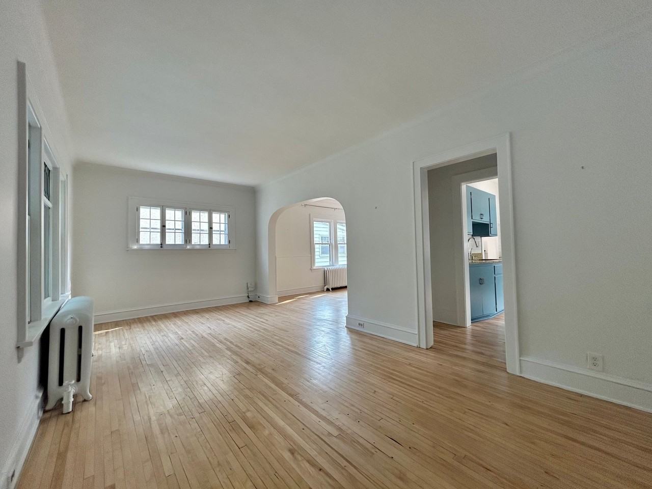 4236 11th Ave S - Photo 5 of 25