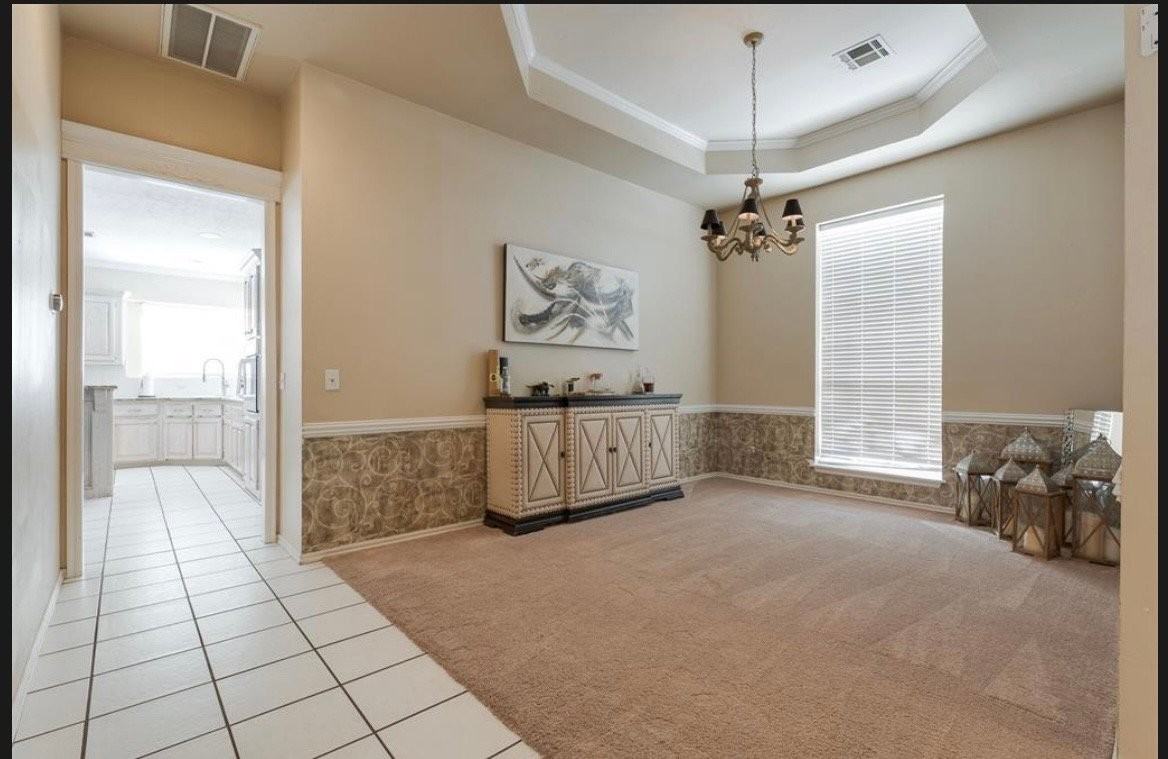 12700 Sutton Hill Rd - Photo 5 of 20