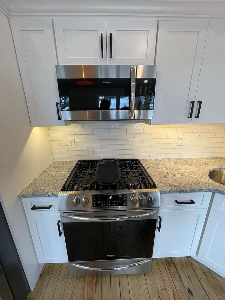 819 Rosewood Ave - Photo 5 of 6